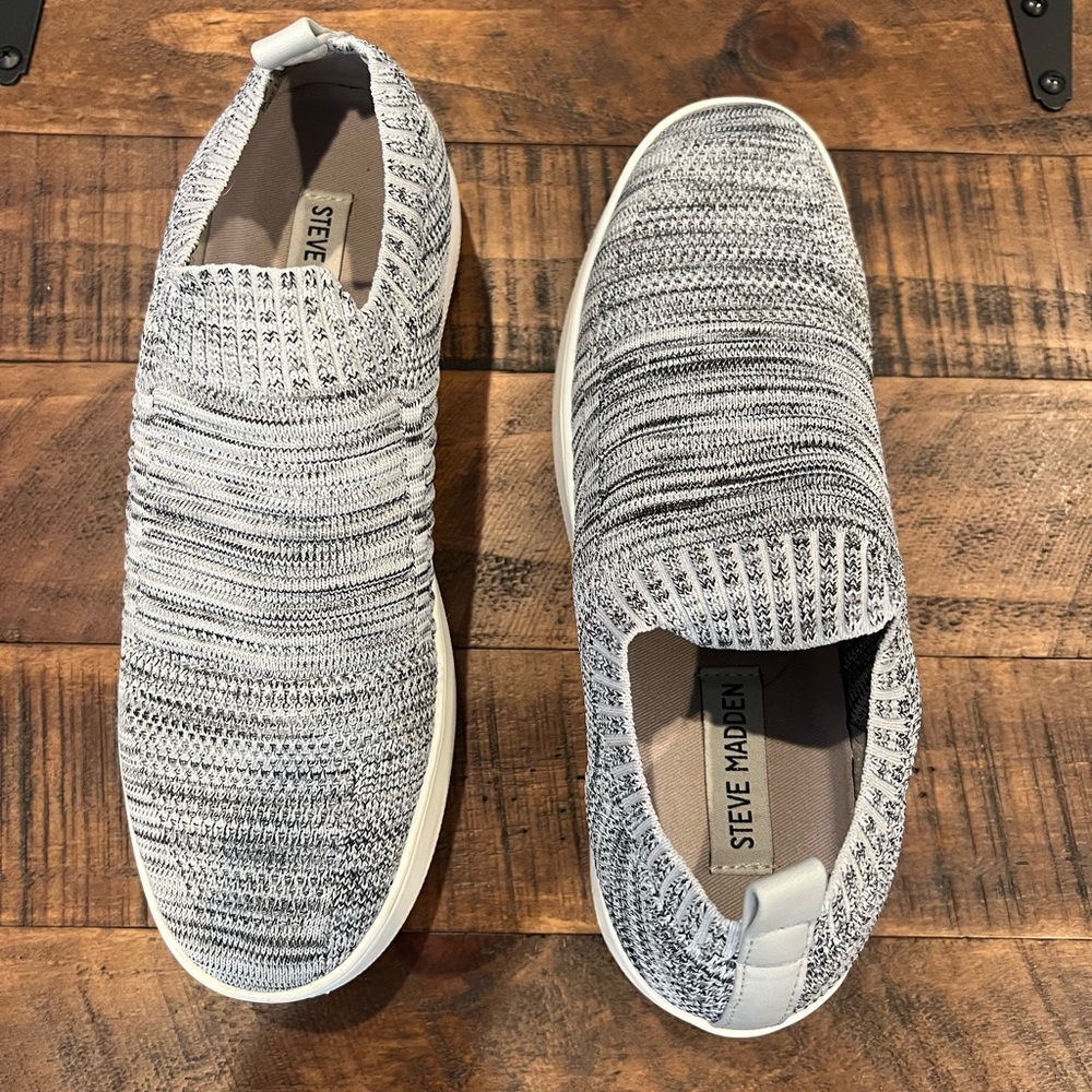 Steve Madden Sneakers